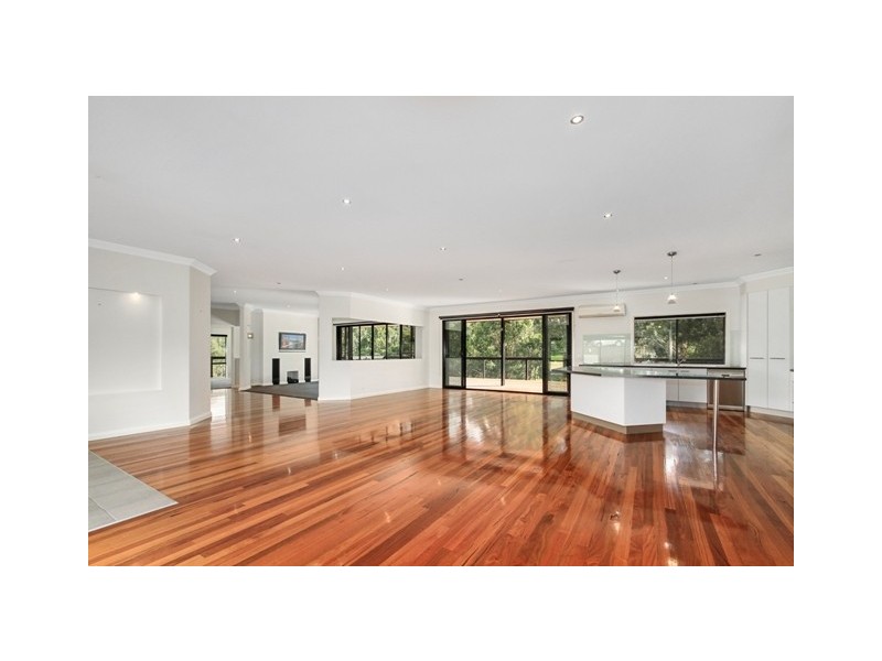 12 Mitchelson Court, Lakes Entrance VIC 3909