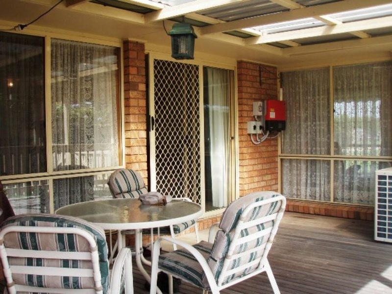 27 Stirling Drive, Lakes Entrance VIC 3909