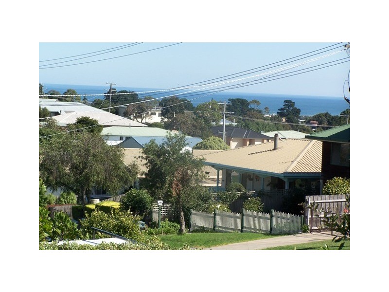 48 McCullough Street, Lakes Entrance VIC 3909