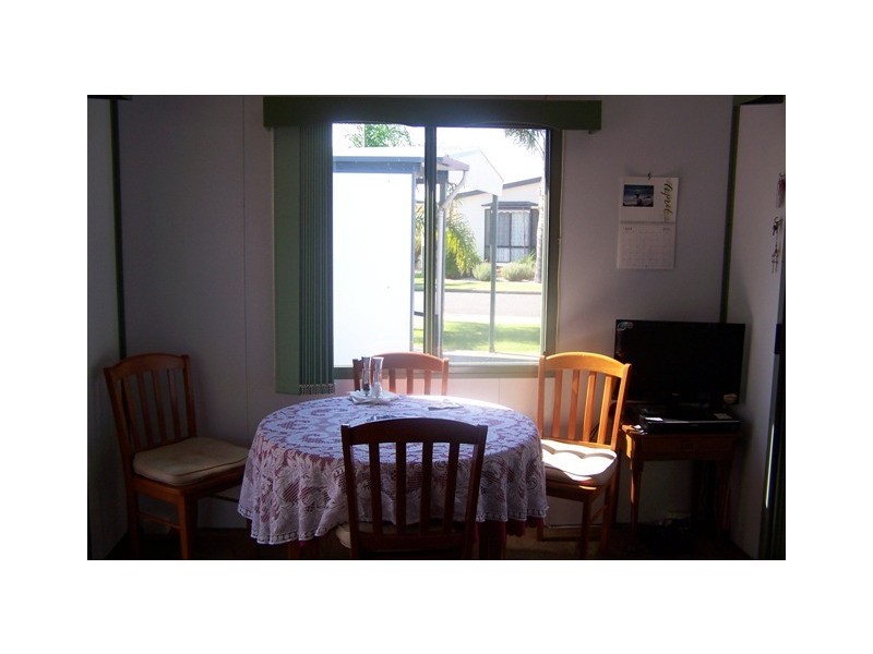 50 / 86 Golf Links Road, Lakes Entrance VIC 3909