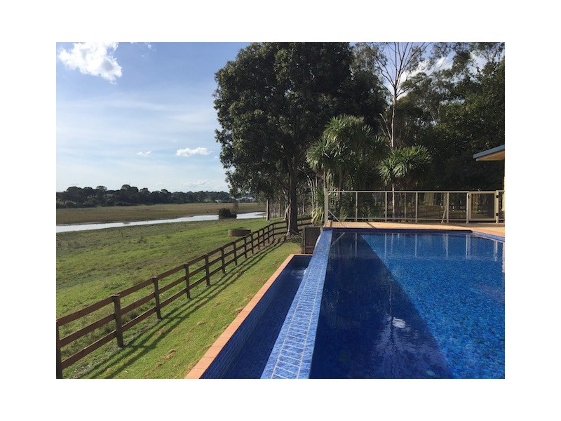 325 Punt Road, Metung VIC 3904