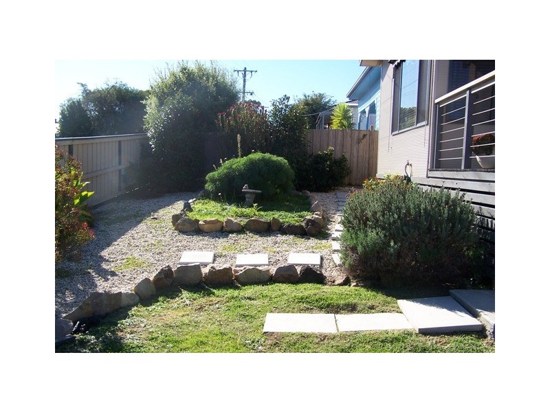 22 Panoramic Drive, Lakes Entrance VIC 3909