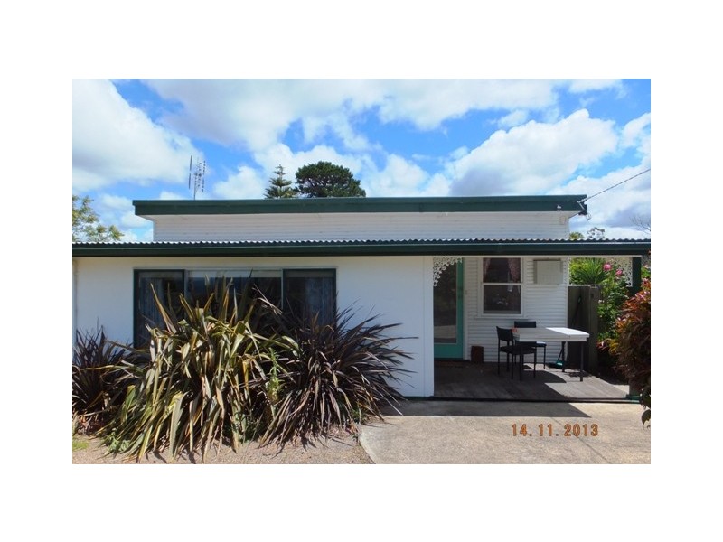 45 OCEAN VIEW PARADE, Lakes Entrance VIC 3909