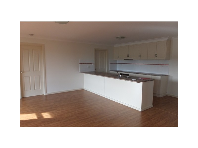 85 STIRLING DRIVE, Lakes Entrance VIC 3909