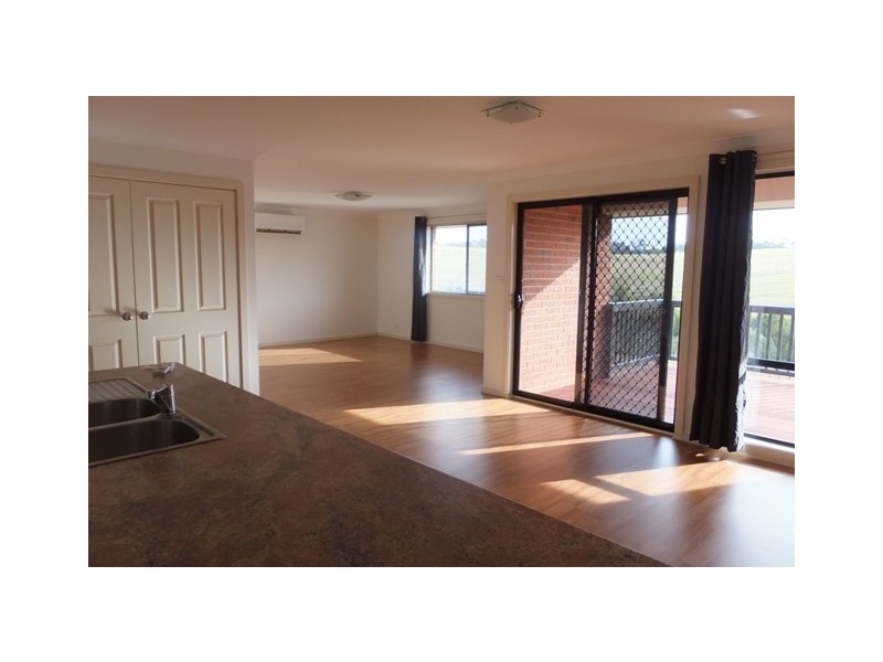 85 STIRLING DRIVE, Lakes Entrance VIC 3909