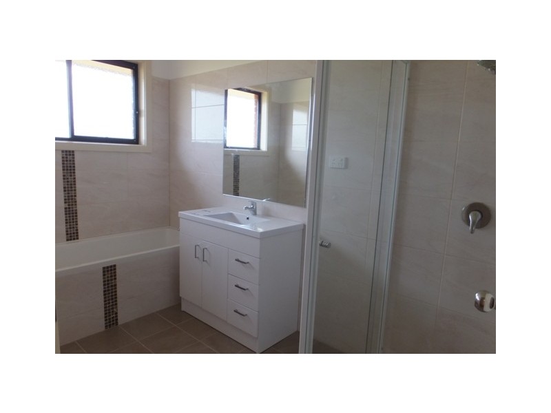 85 STIRLING DRIVE, Lakes Entrance VIC 3909