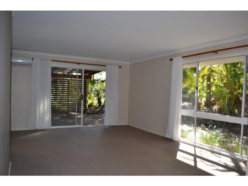 23 Wirree Drive, Ocean Shores NSW 2483