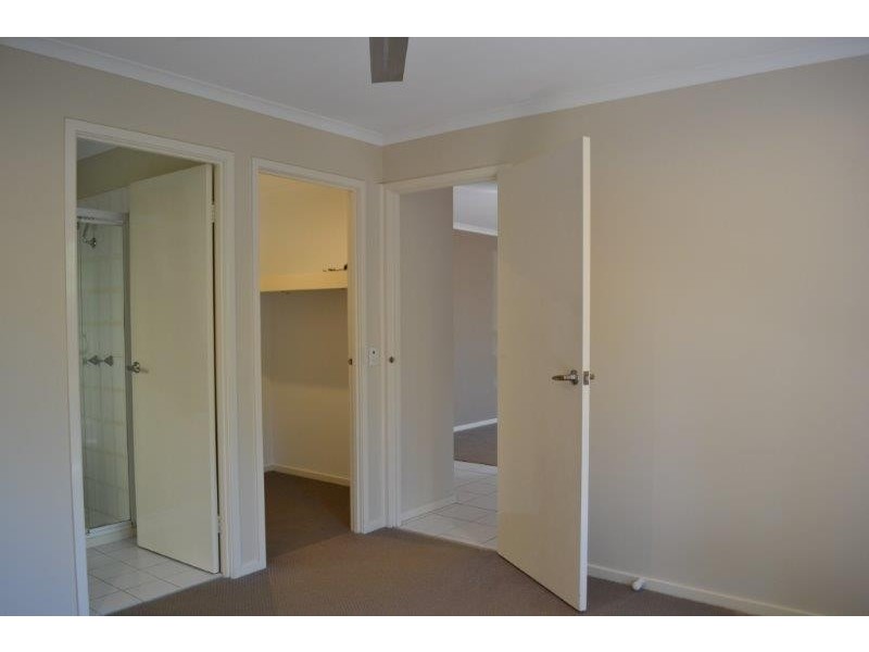 23 Wirree Drive, Ocean Shores NSW 2483