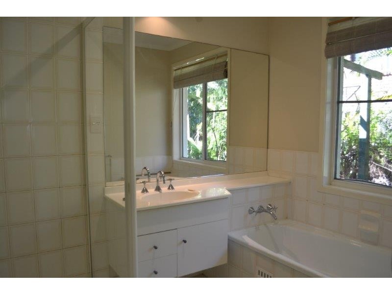 23 Wirree Drive, Ocean Shores NSW 2483