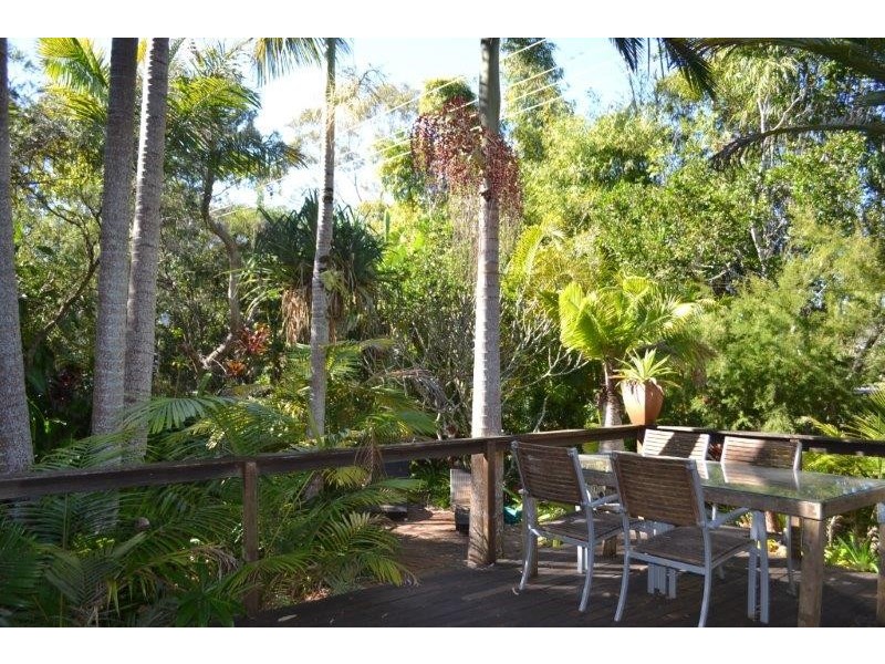 10 Royal Avenue, South Golden Beach NSW 2483