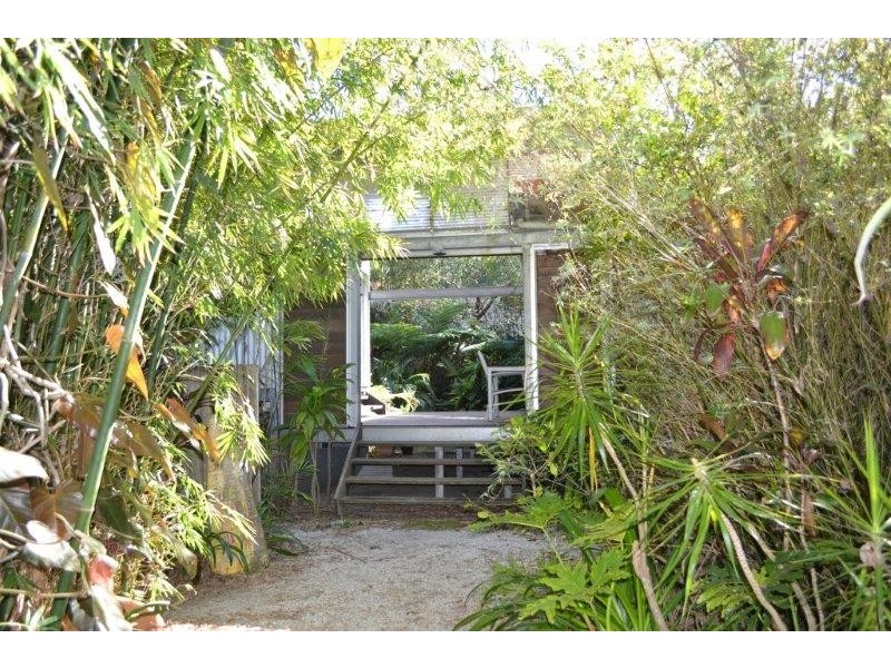 10 Royal Avenue, South Golden Beach NSW 2483