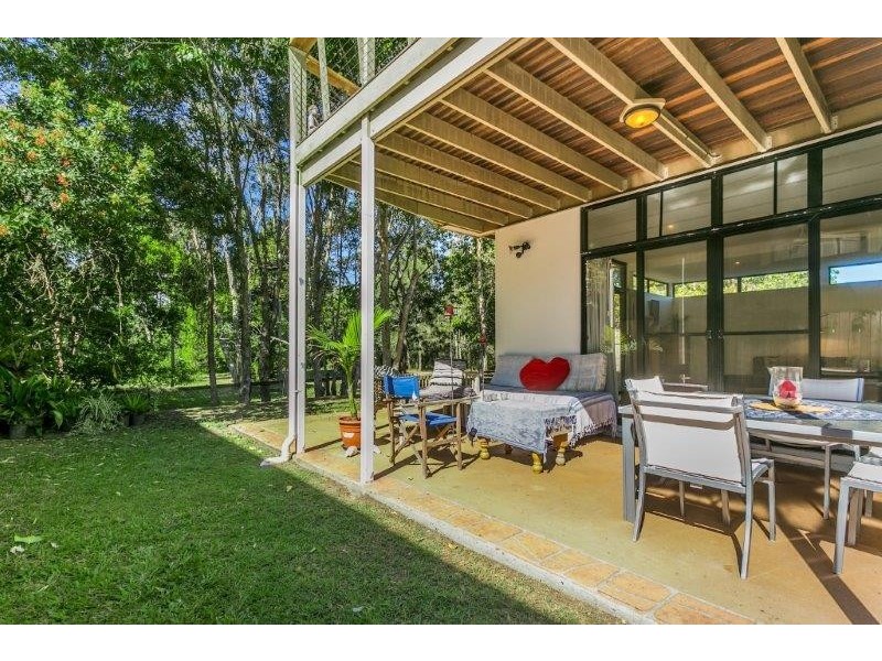25 Muli Muli Avenue, Ocean Shores NSW 2483