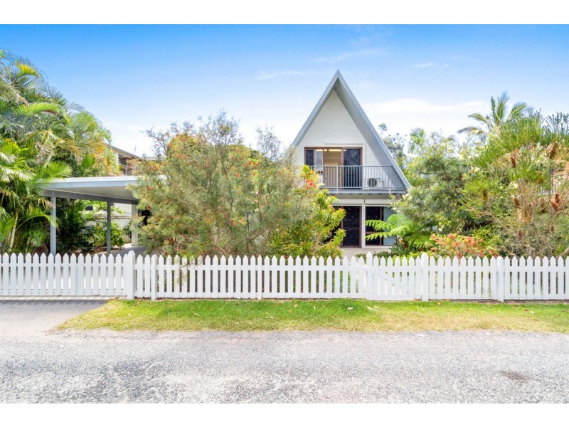 18 South Beach Road, Brunswick Heads NSW 2483
