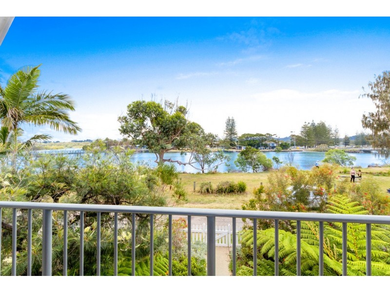 18 South Beach Road, Brunswick Heads NSW 2483