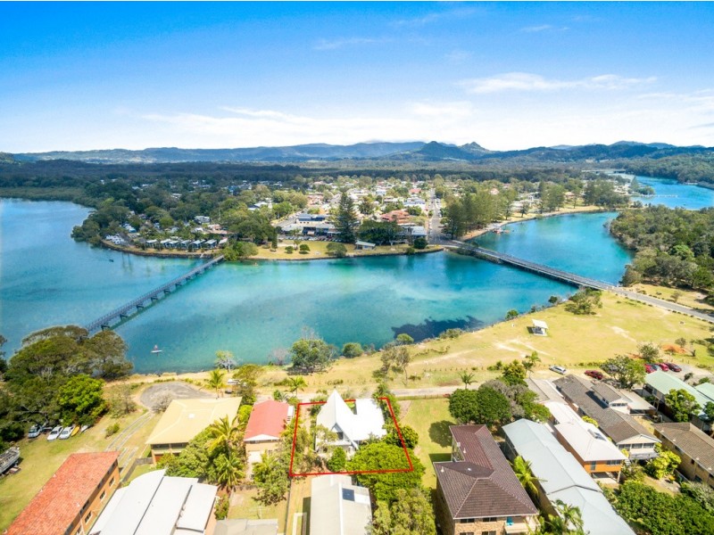 18 South Beach Road, Brunswick Heads NSW 2483