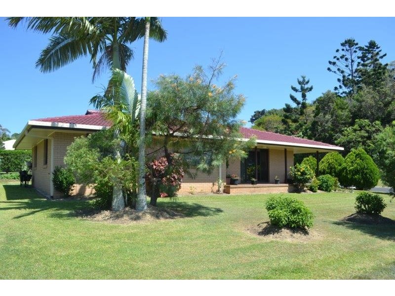5 GOONDOOLOO DRIVE, Ocean Shores NSW 2483