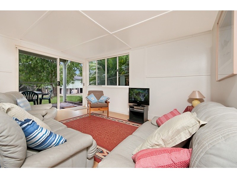 16 River Road, New Brighton NSW 2483