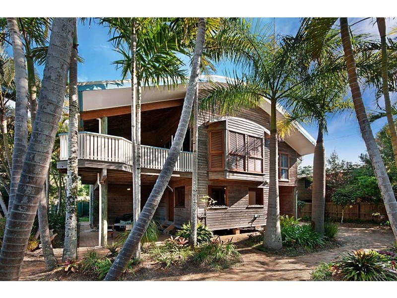 2 Robin Street, South Golden Beach NSW 2483