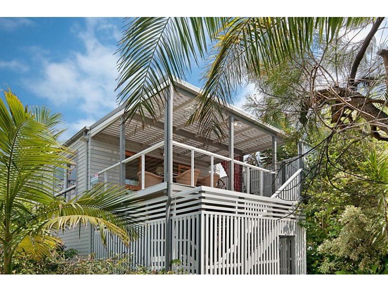 1 Pacific Esplanade, South Golden Beach NSW 2483