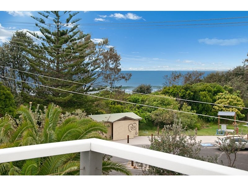 1 Pacific Esplanade, South Golden Beach NSW 2483