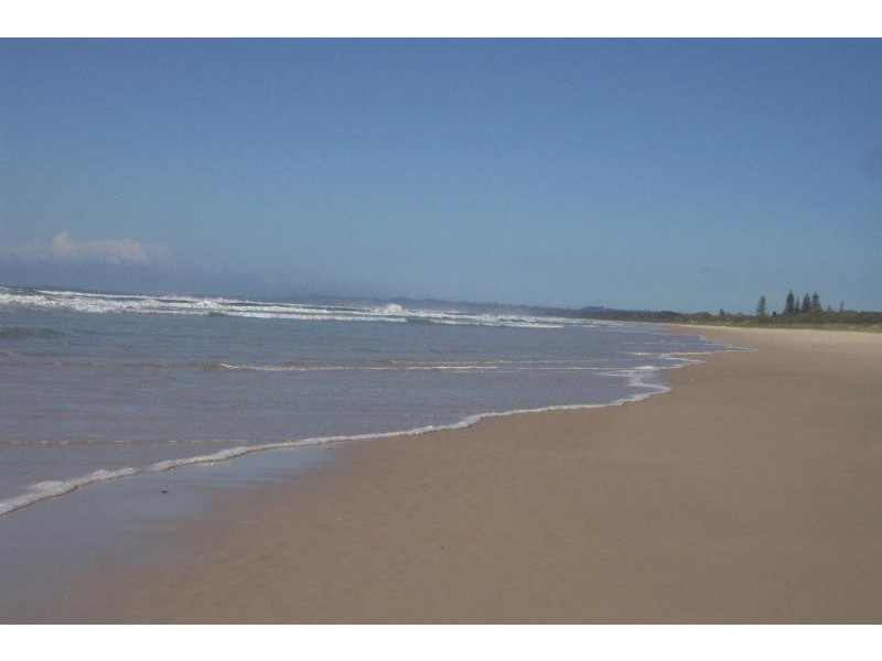 6 Dugan Court, South Golden Beach NSW 2483