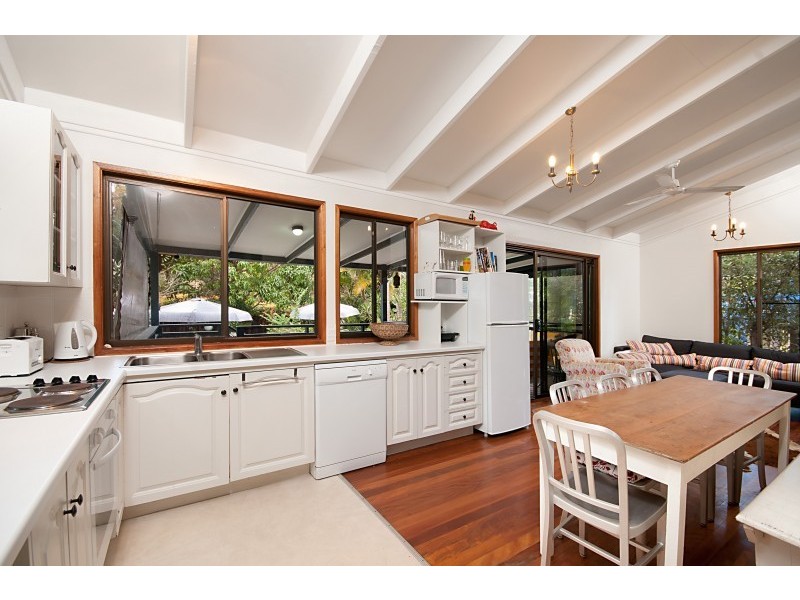 29 The Esplanade, New Brighton NSW 2483