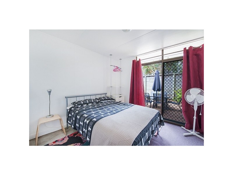 5 The Esplanade, New Brighton NSW 2483