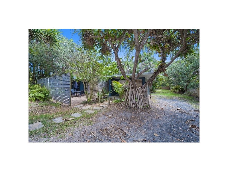 5 The Esplanade, New Brighton NSW 2483