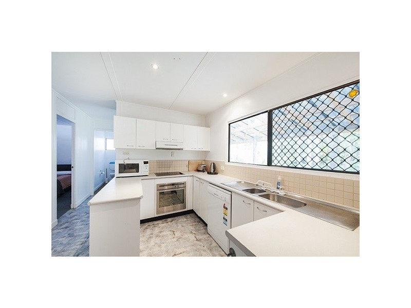 5 The Esplanade, New Brighton NSW 2483