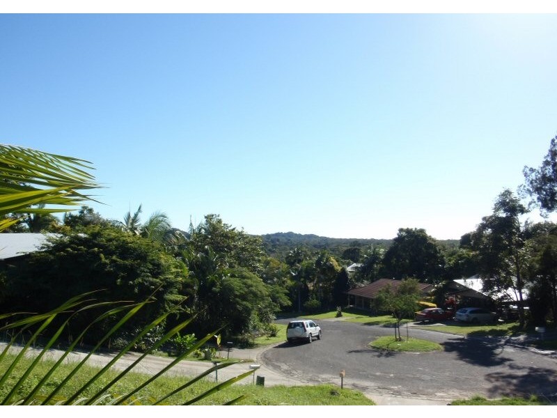 20 Kiyung Crescent, Ocean Shores NSW 2483