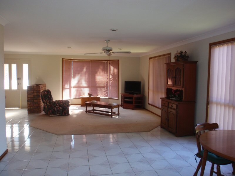 4 Banool Circuit, Ocean Shores NSW 2483