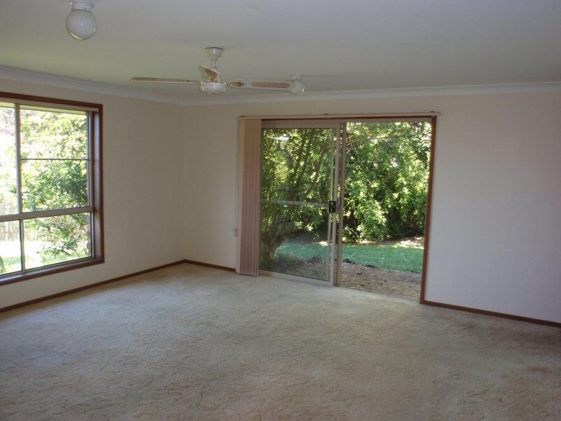 4 Banool Circuit, Ocean Shores NSW 2483