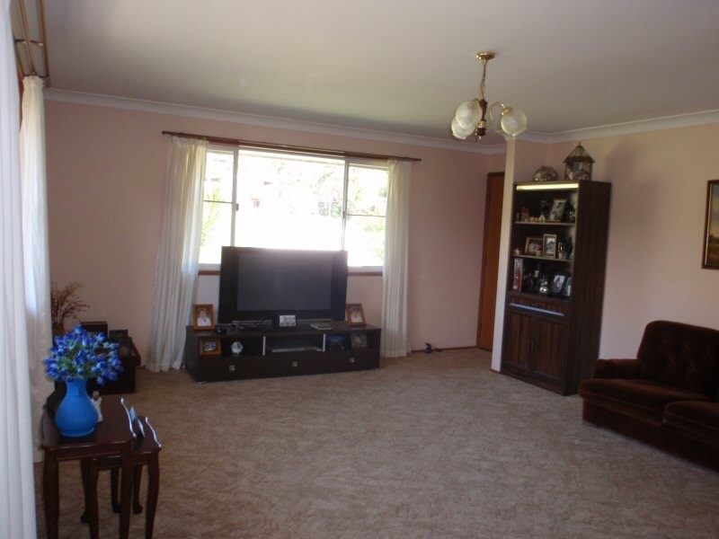 28 Coomburra Crescent, Ocean Shores NSW 2483