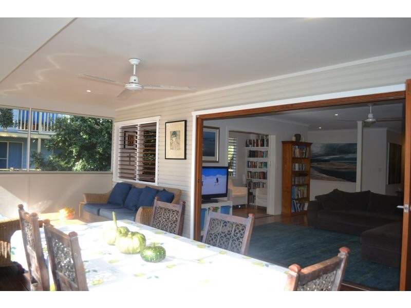 10 Gloria Street, South Golden Beach NSW 2483