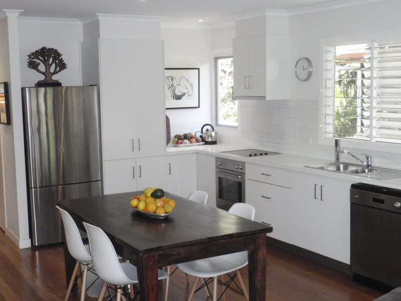 10 Gloria Street, South Golden Beach NSW 2483