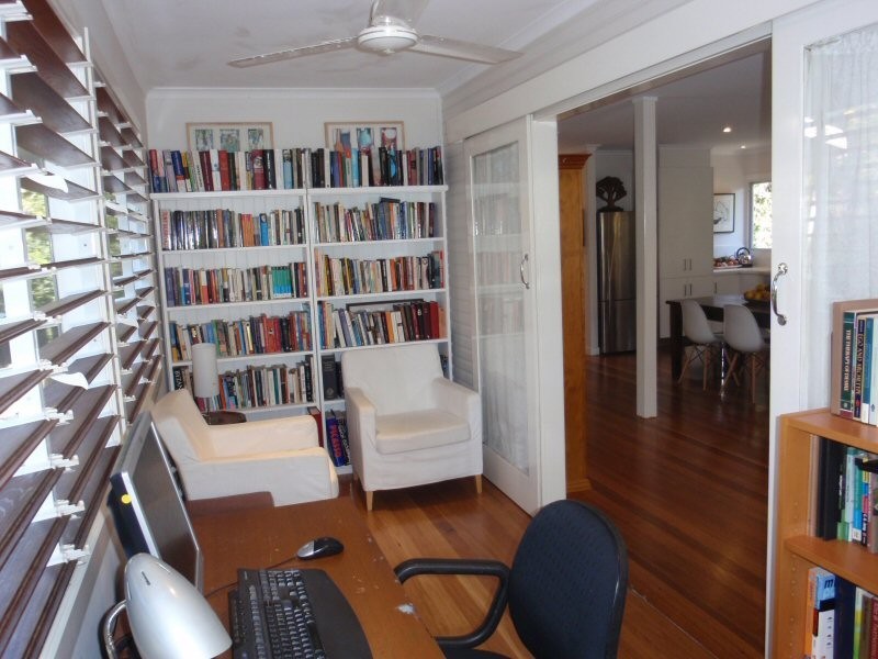 10 Gloria Street, South Golden Beach NSW 2483