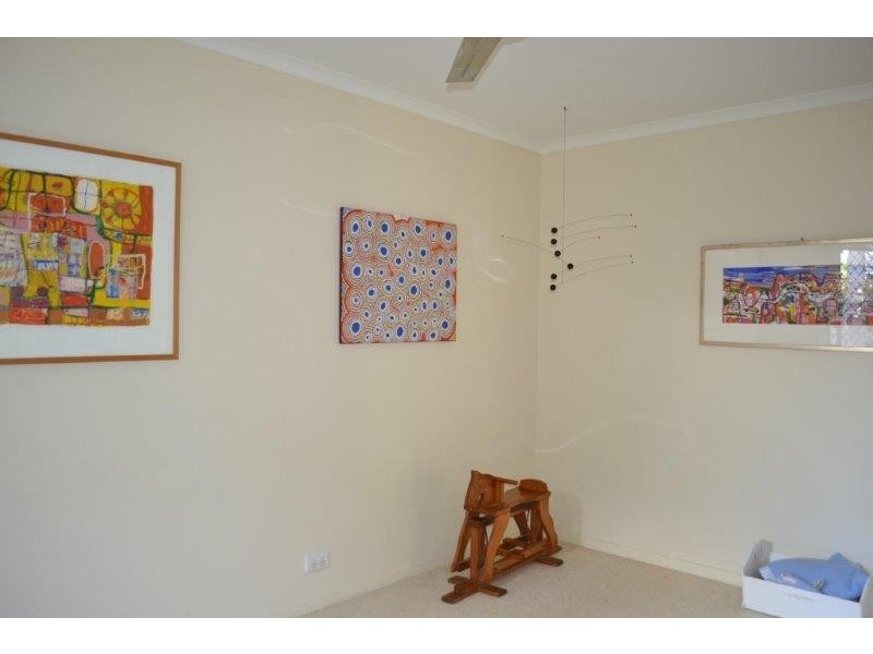 9 Mia Court, Ocean Shores NSW 2483