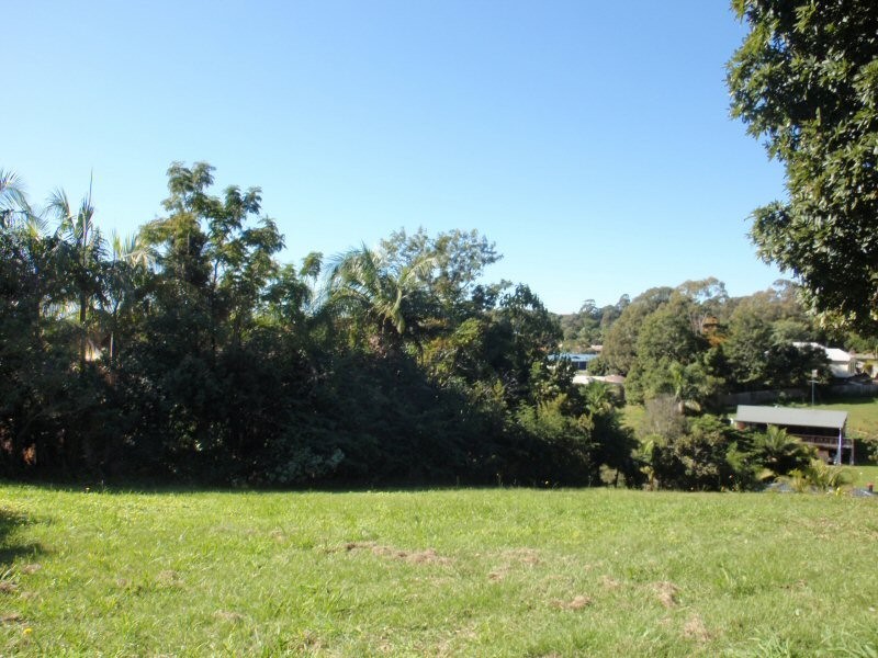 9 Binya Place, Ocean Shores NSW 2483