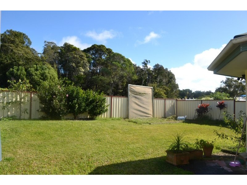 160 Shara Boulevard, Ocean Shores NSW 2483