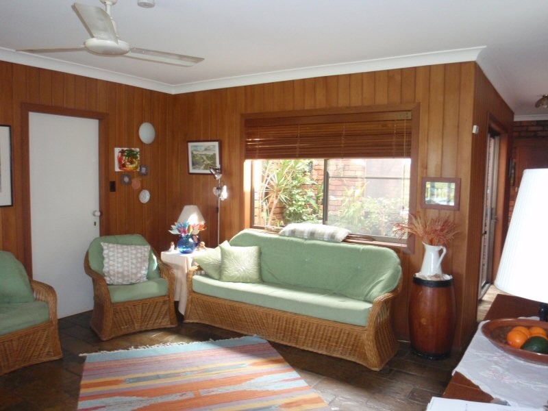 31 Yallakool Drive, Ocean Shores NSW 2483