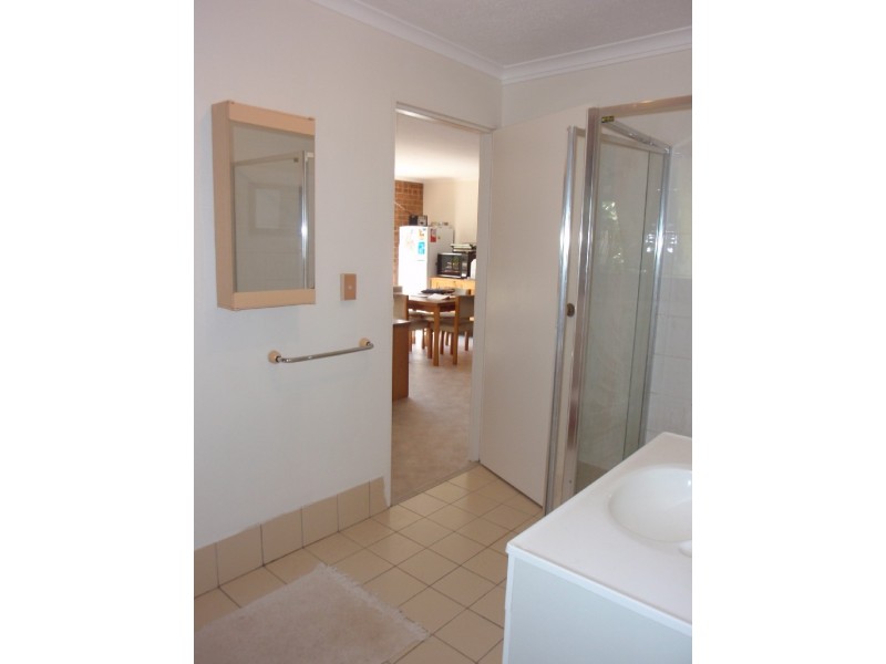 9 Wirruna Avenue, Ocean Shores NSW 2483