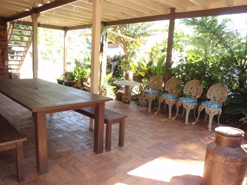 9 Wirruna Avenue, Ocean Shores NSW 2483