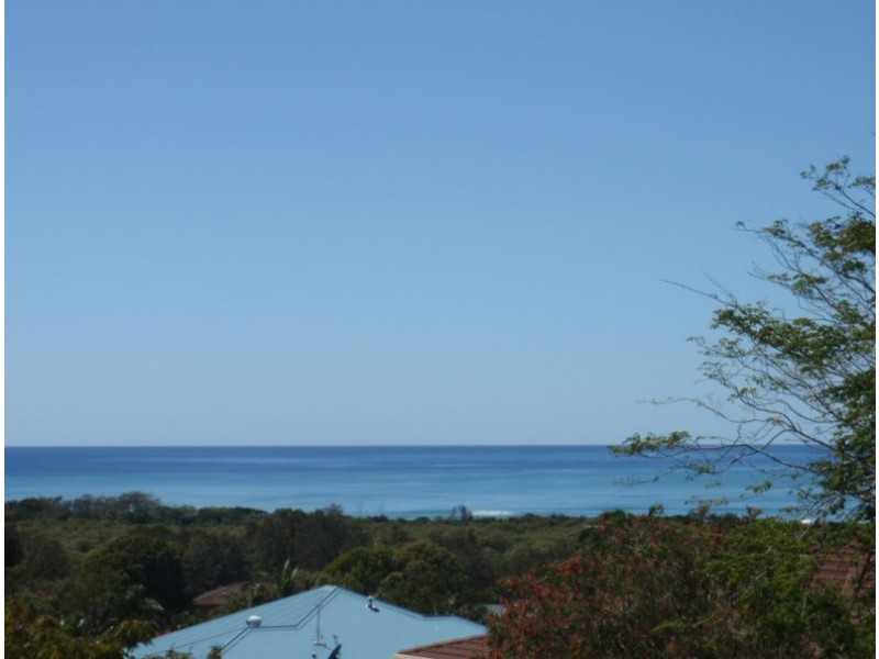 9 Wirruna Avenue, Ocean Shores NSW 2483