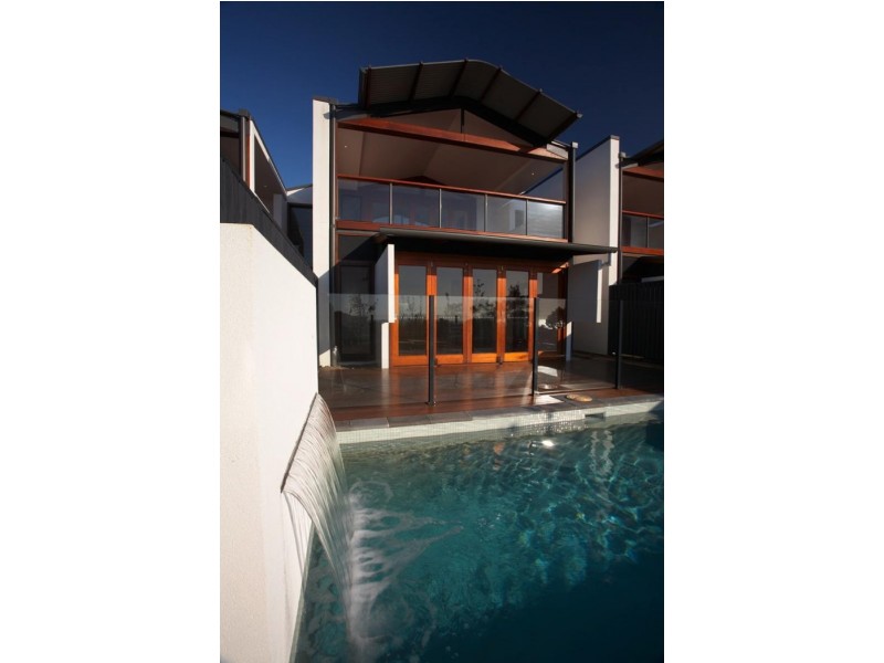 1 Langi Place, Ocean Shores NSW 2483