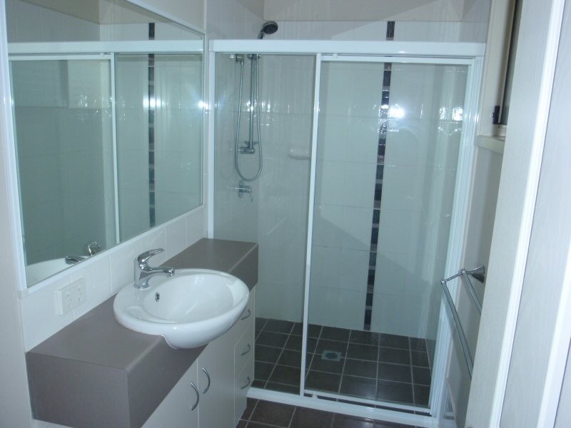 2/10 Goondooloo Drive, Ocean Shores NSW 2483