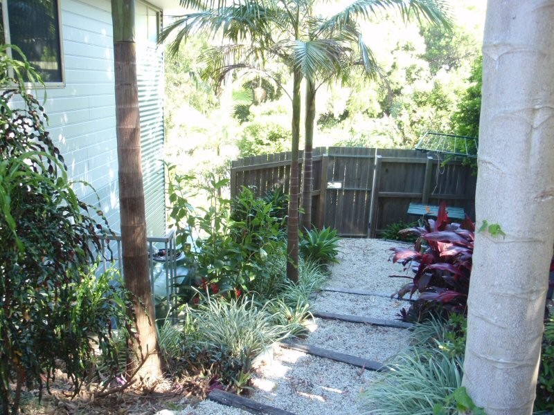 2/10 Goondooloo Drive, Ocean Shores NSW 2483