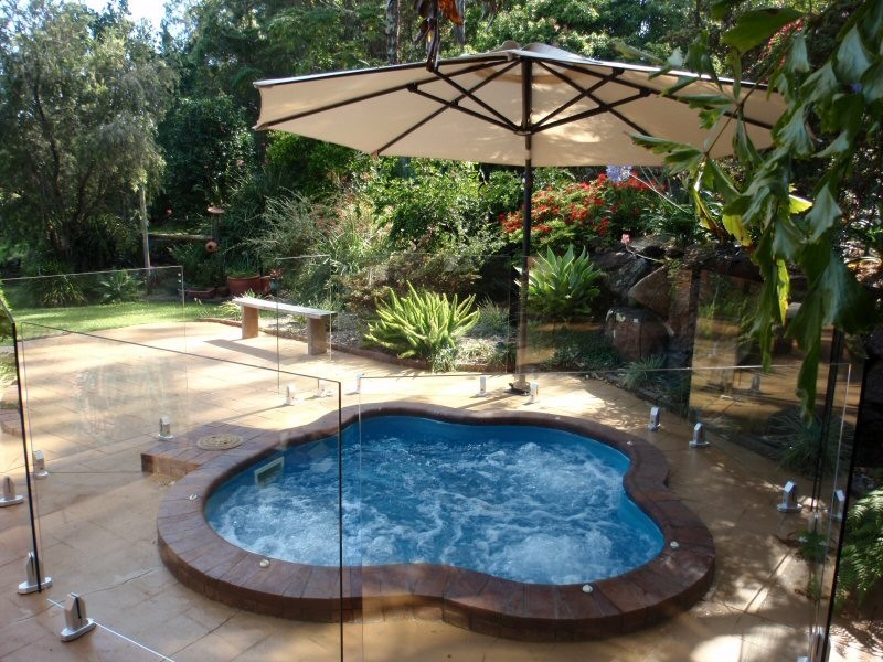 18 Narooma Drive, Ocean Shores NSW 2483