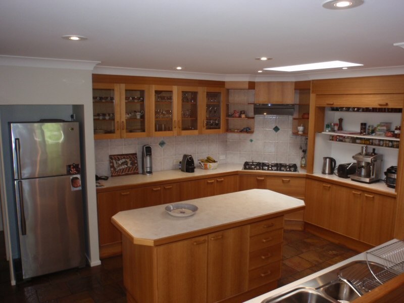 18 Narooma Drive, Ocean Shores NSW 2483