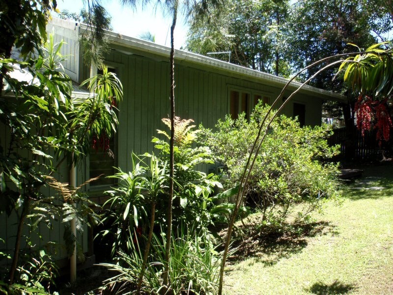 5 Warrambool Road, Ocean Shores NSW 2483