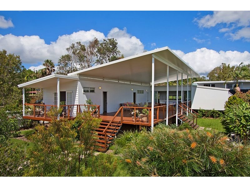 18 Beach Avenue, South Golden Beach NSW 2483